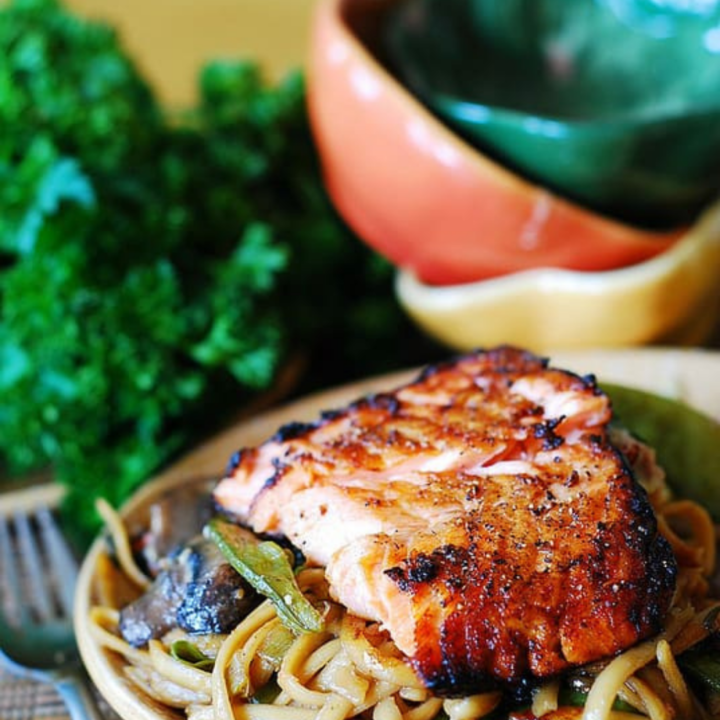 Asian Salmon and Noodles Recipe - Cheff Recipes