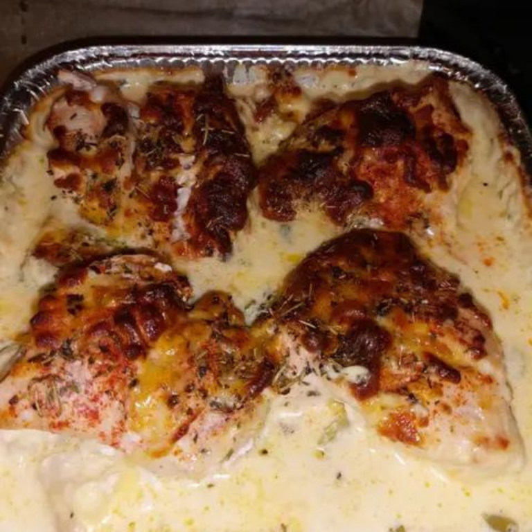 Baked chicken breast in Alfredo sauce Recipe