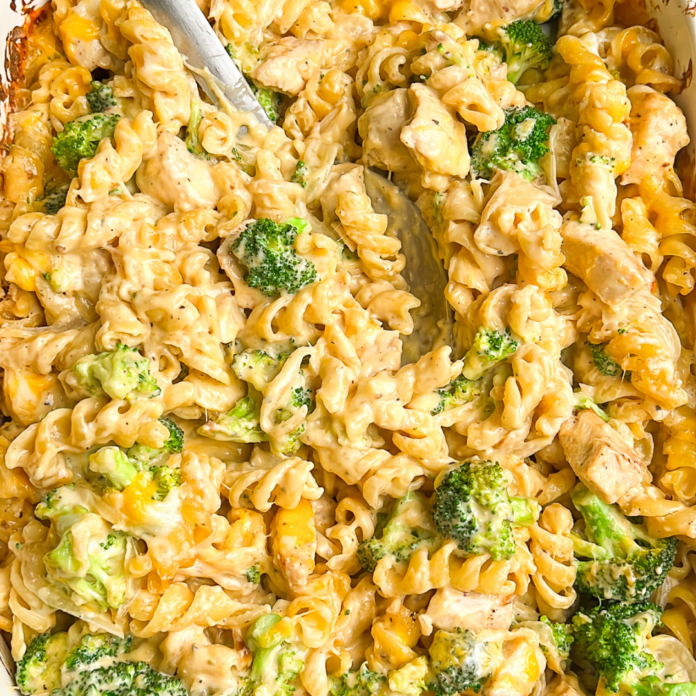 Cheesy Broccoli Chicken Pasta Bake