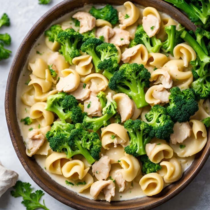 Creamy Garlic Parmesan Tortellini Recipe with Chicken and Broccoli