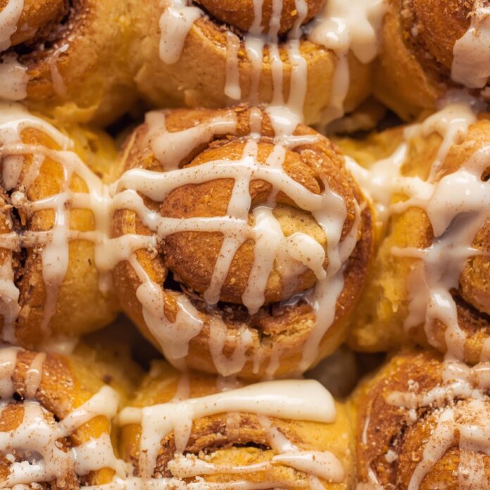 Pumpkin Spice Cinnamon Rolls with Creamy Recipe