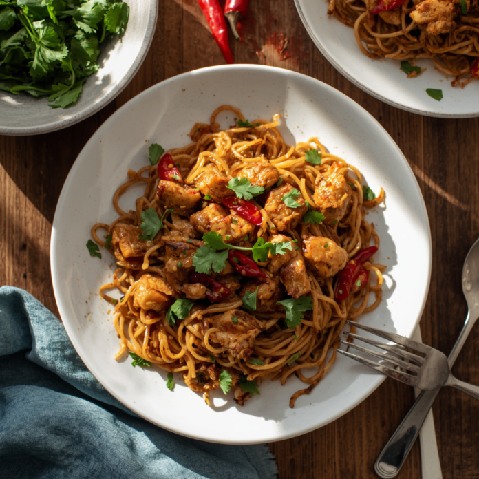 Sticky Garlic Chicken Noodles Recipe